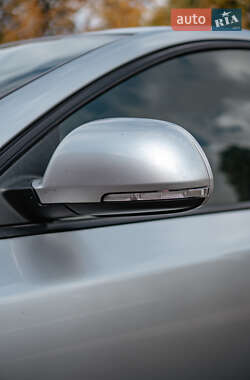 Лифтбек Skoda Superb 2012 в 