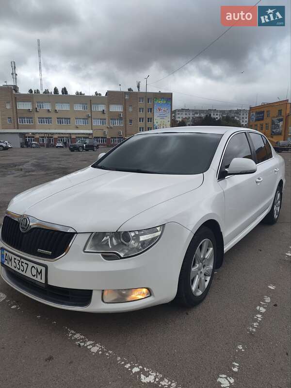 Лифтбек Skoda Superb 2011 в Житомире фото 3 Лифтбек Skoda Superb 2011 в Житомире