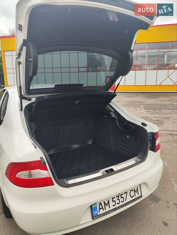 Лифтбек Skoda Superb 2011 в Житомире фото 18 Лифтбек Skoda Superb 2011 в Житомире