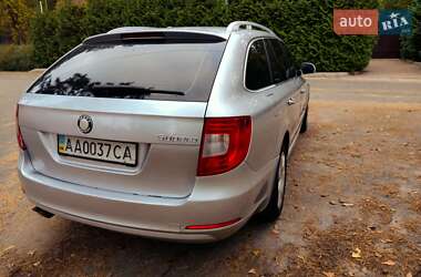 Універсал Skoda Superb 2010 в 