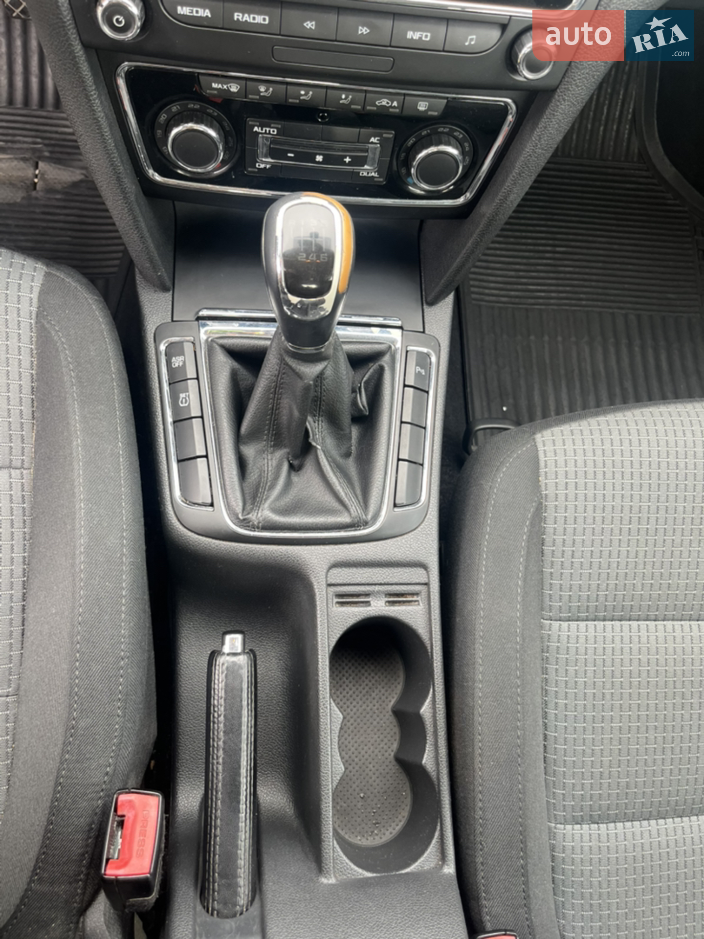 2012 Skoda Superb - мініатюра 19