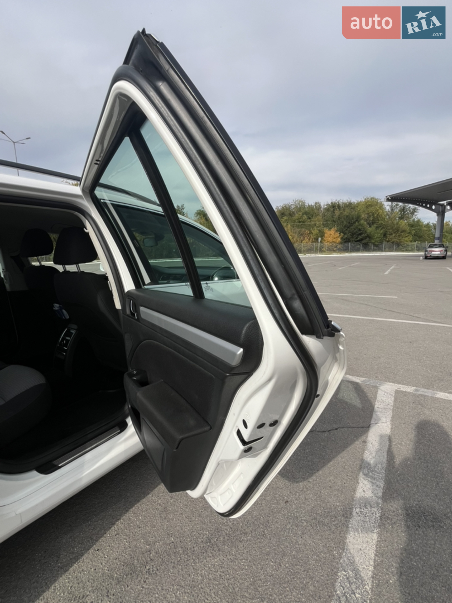 2012 Skoda Superb - мініатюра 25