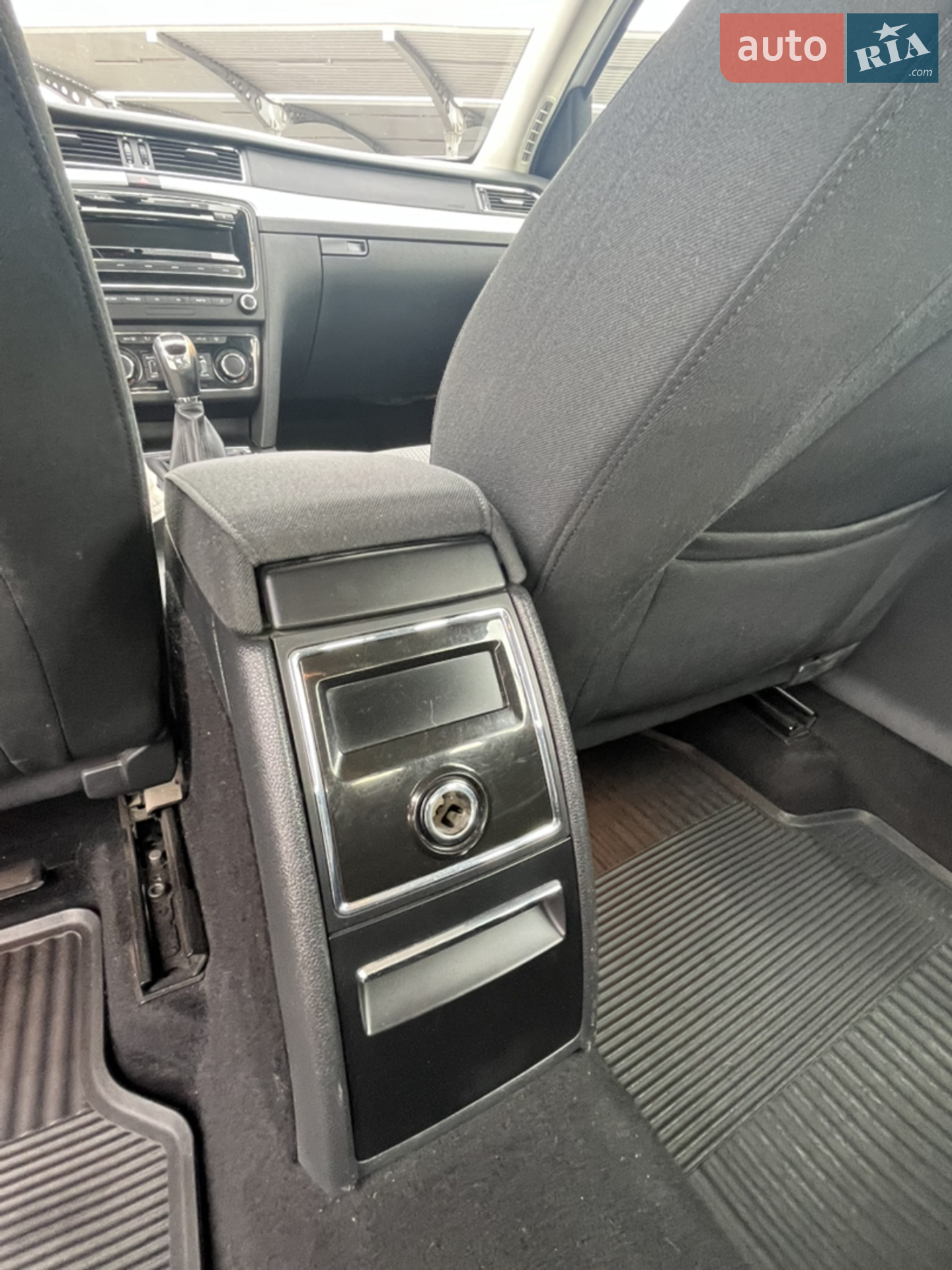 2012 Skoda Superb - мініатюра 20