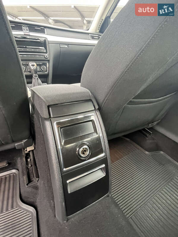 Универсал Skoda Superb 2012 в Запорожье фото 20 Универсал Skoda Superb 2012 в Запорожье
