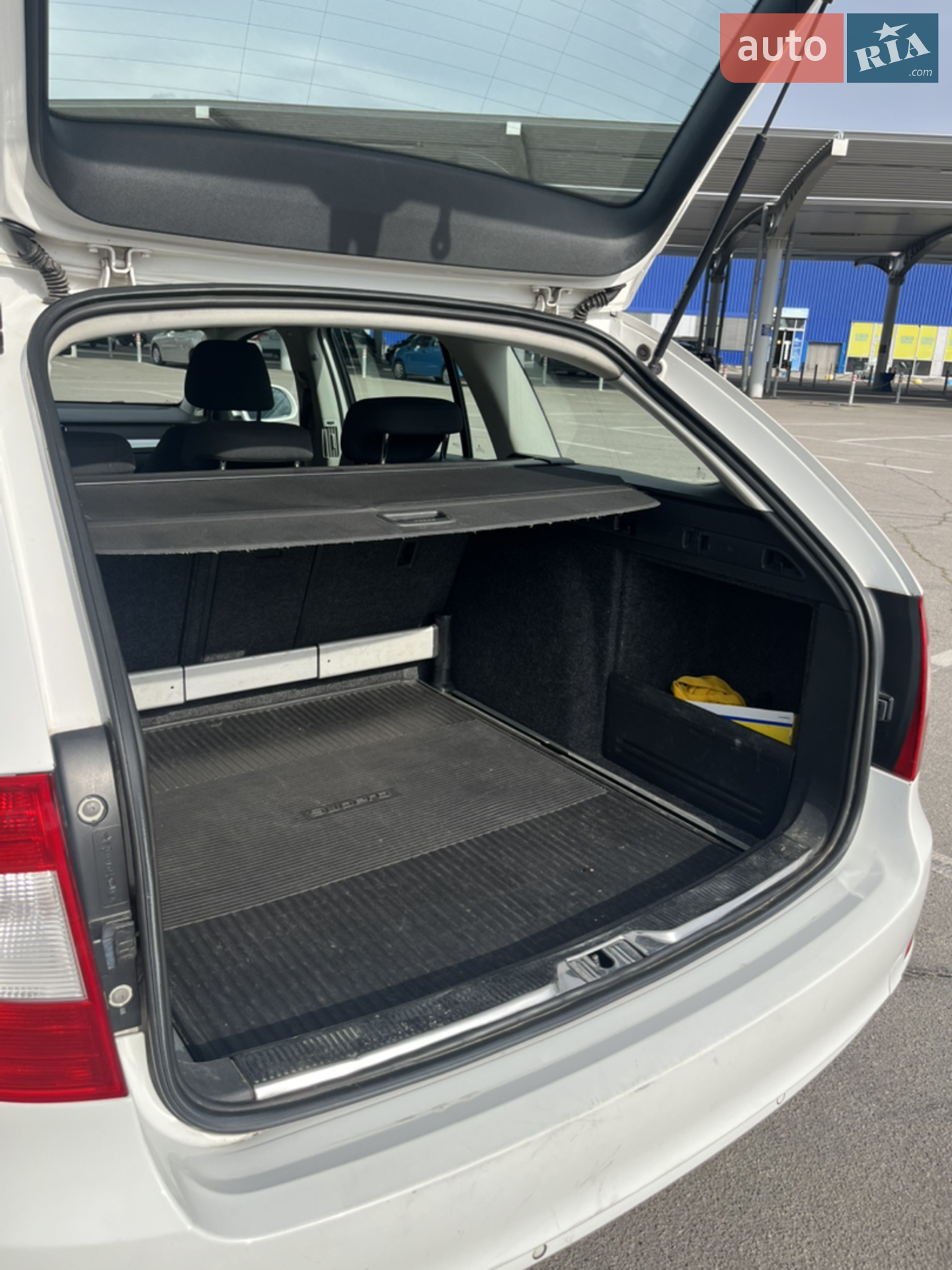 2012 Skoda Superb - мініатюра 28