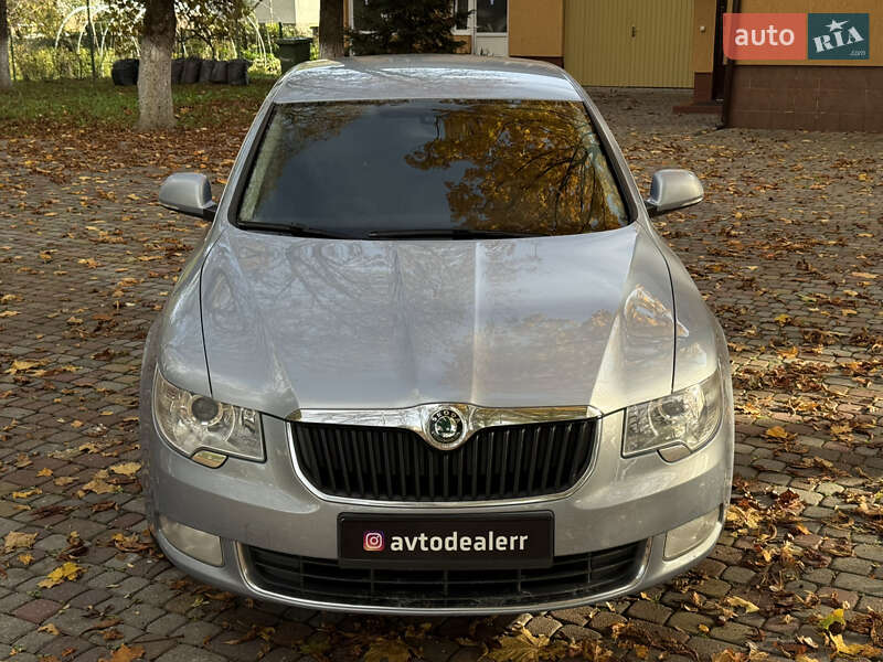 Ліфтбек Skoda Superb 2011 в Тячеві