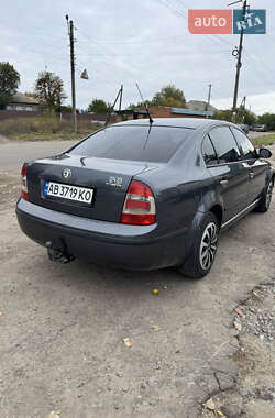 Лифтбек Skoda Superb 2006 в 