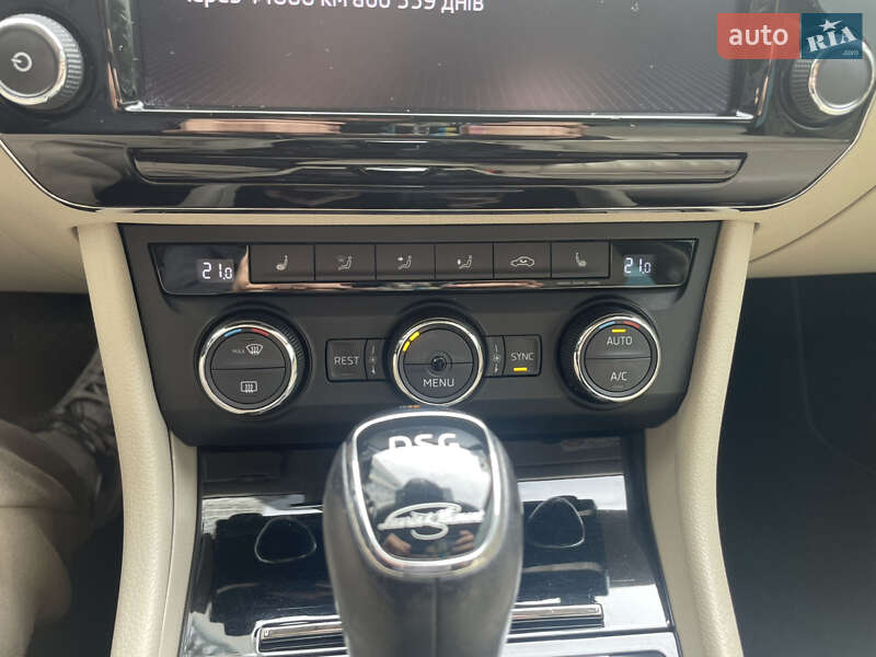 Ліфтбек Skoda Superb 2016 в Києві