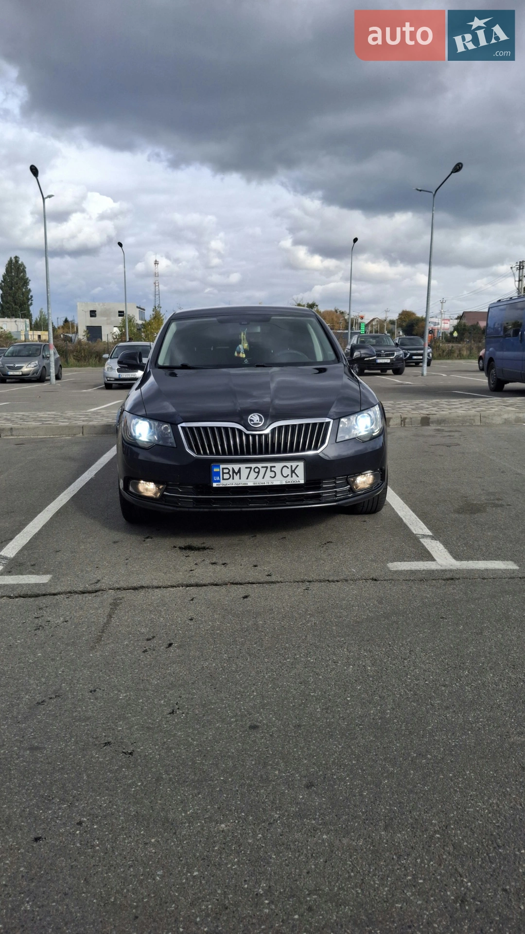 2013 Skoda Superb - мініатюра 2
