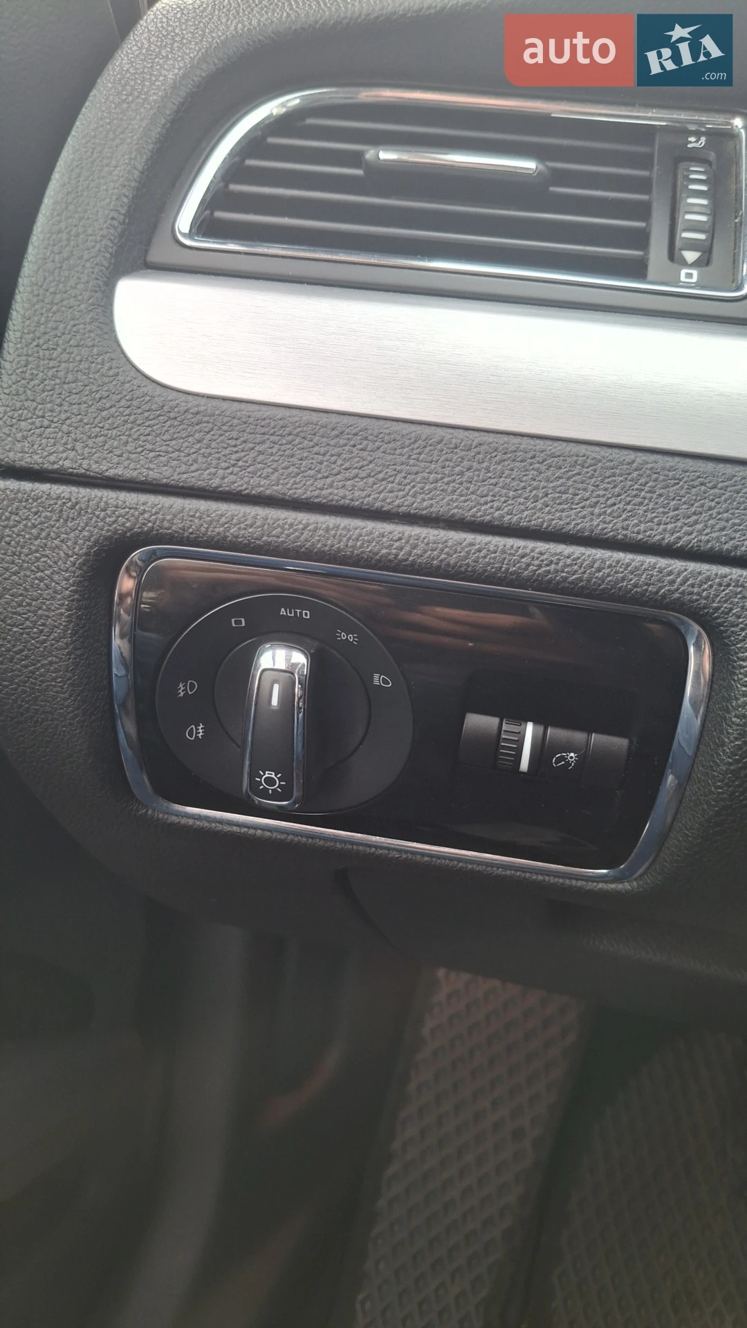 2013 Skoda Superb - мініатюра 28
