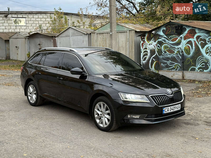 Универсал Skoda Superb 2018 в 