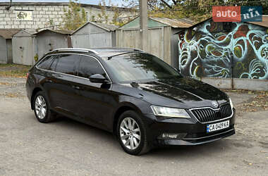 Универсал Skoda Superb 2018 в 