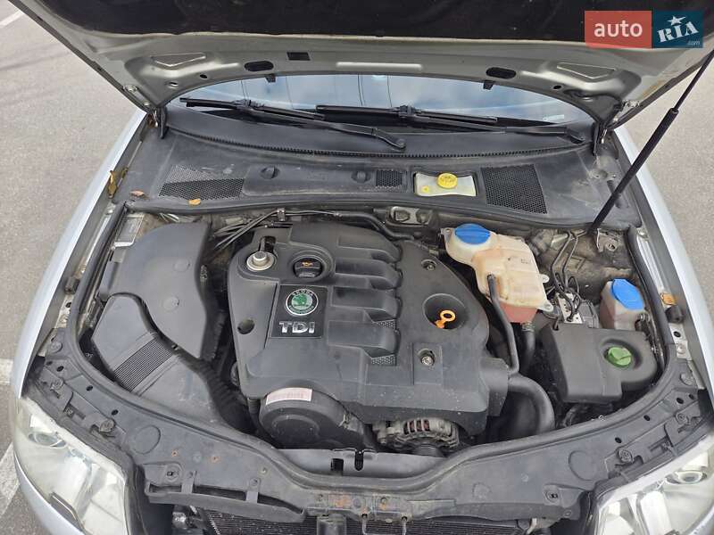 Лифтбек Skoda Superb 2004 в Ирпене фото 2 Лифтбек Skoda Superb 2004 в Ирпене