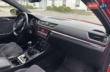 Універсал Skoda Superb 2018 в 