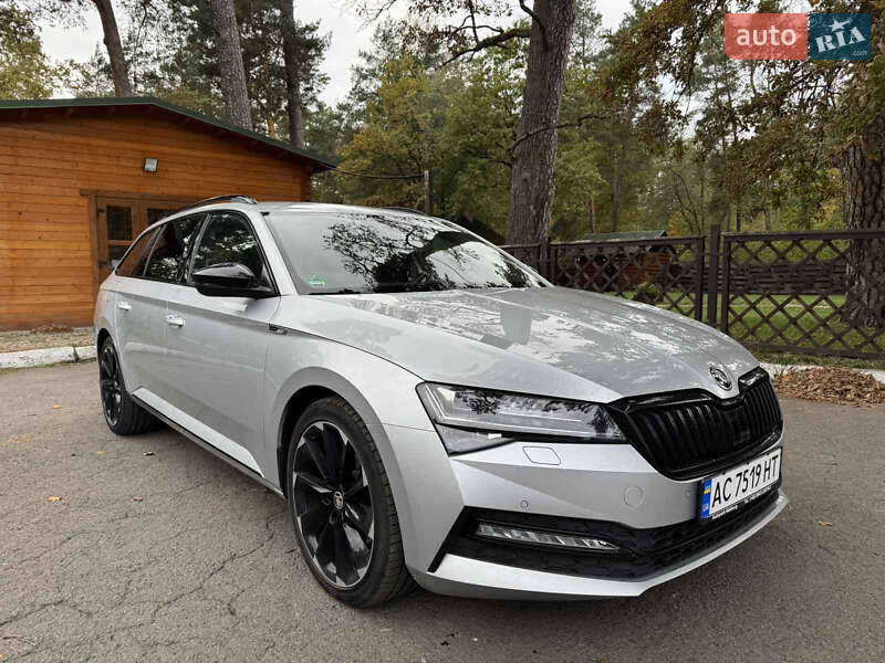 Универсал Skoda Superb 2021 в Луцке