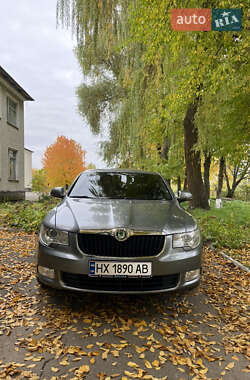 Ліфтбек Skoda Superb 2008 в Городку