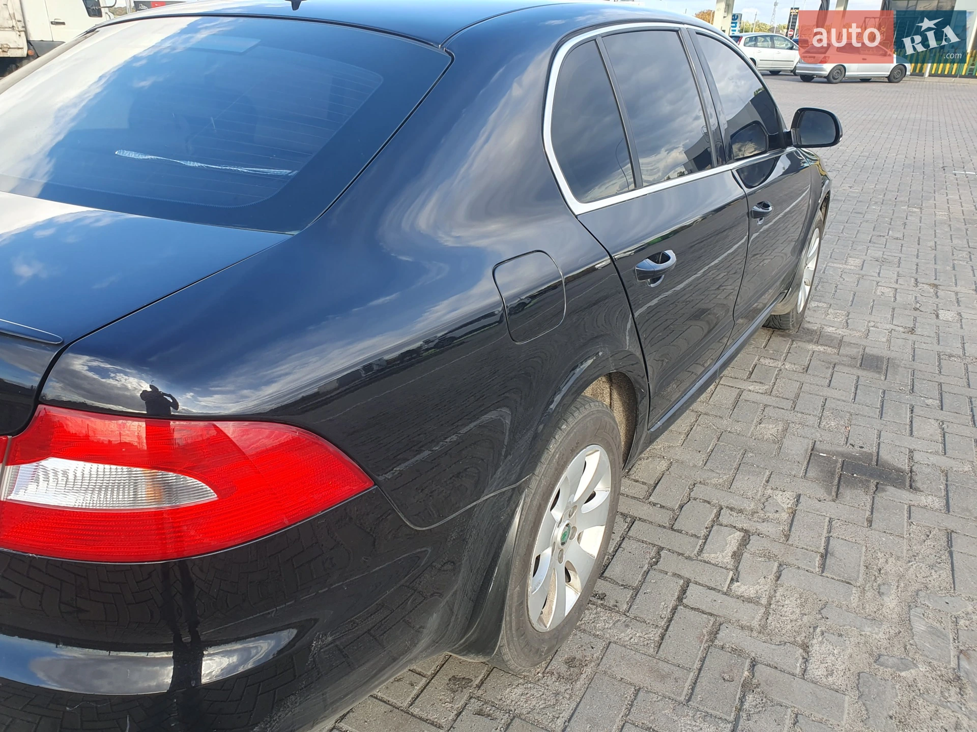 2010 Skoda Superb - мініатюра 5