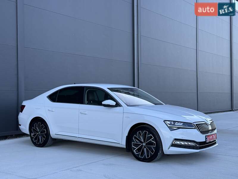 Ліфтбек Skoda Superb 2022 в Києві