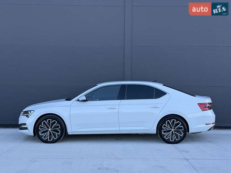 Ліфтбек Skoda Superb 2022 в Києві