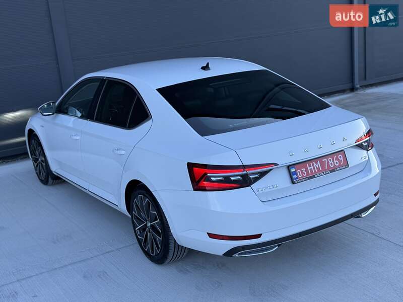 Ліфтбек Skoda Superb 2022 в Києві