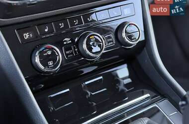 Лифтбек Skoda Superb 2022 в 