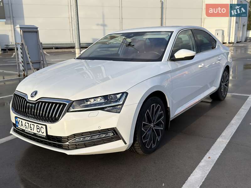 Ліфтбек Skoda Superb 2022 в Києві