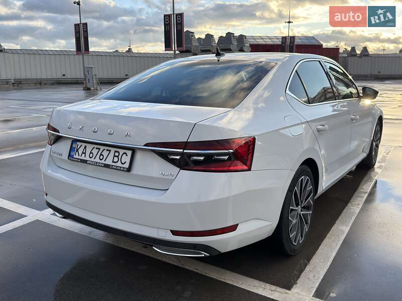Ліфтбек Skoda Superb 2022 в Києві
