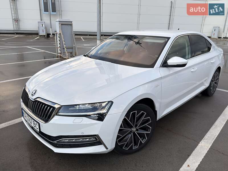 Ліфтбек Skoda Superb 2022 в Києві