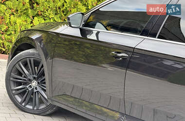 Лифтбек Skoda Superb 2019 в 
