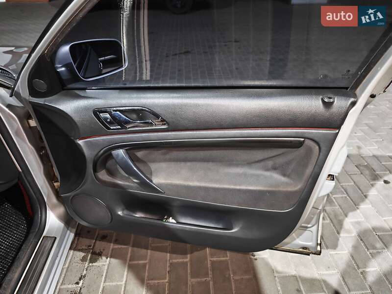 Лифтбек Skoda Superb 2004 в Сумах