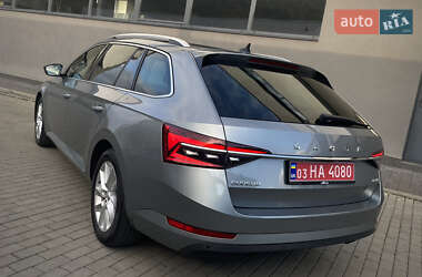 Універсал Skoda Superb 2020 в 