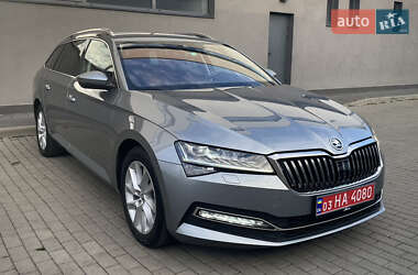 Універсал Skoda Superb 2020 в 