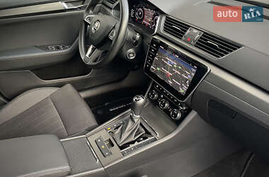 Універсал Skoda Superb 2020 в 