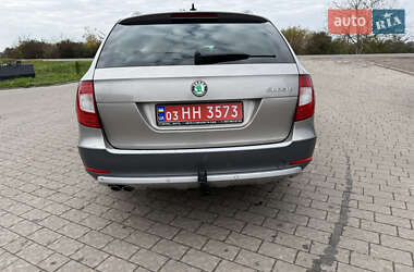 Універсал Skoda Superb 2013 в 