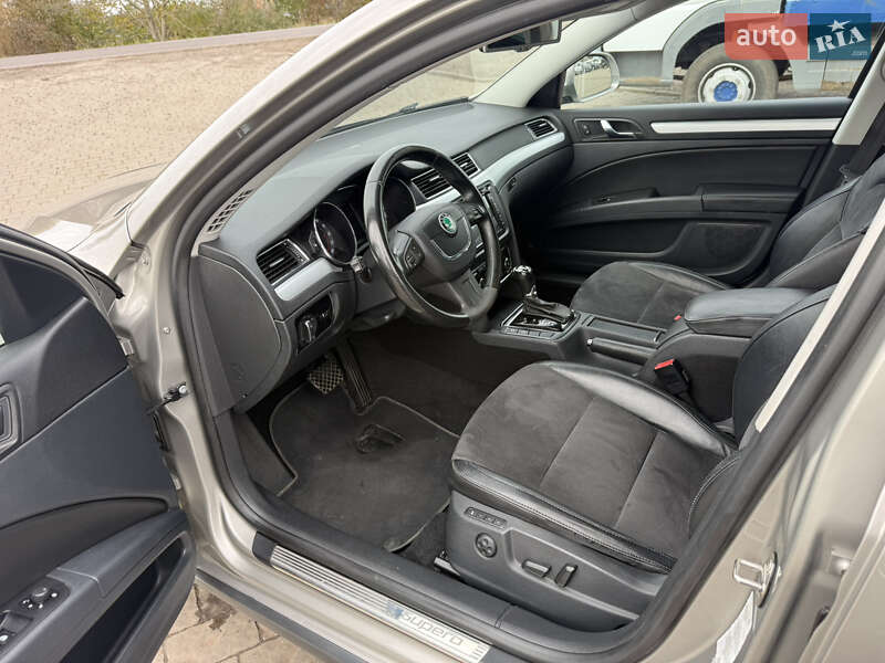 Універсал Skoda Superb 2013 в Львові
