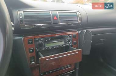 Лифтбек Skoda Superb 2002 в 