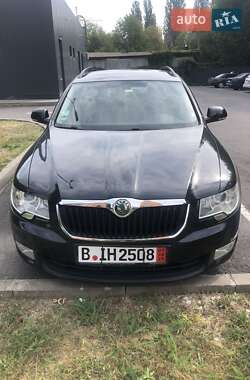 Універсал Skoda Superb 2012 в Кам'янець-Подільському