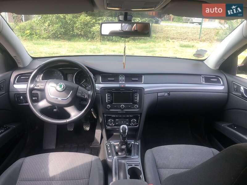 Универсал Skoda Superb 2012 в Каменец-Подольском фото 18 Универсал Skoda Superb 2012 в Каменец-Подольском