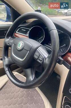 Лифтбек Skoda Superb 2009 в 