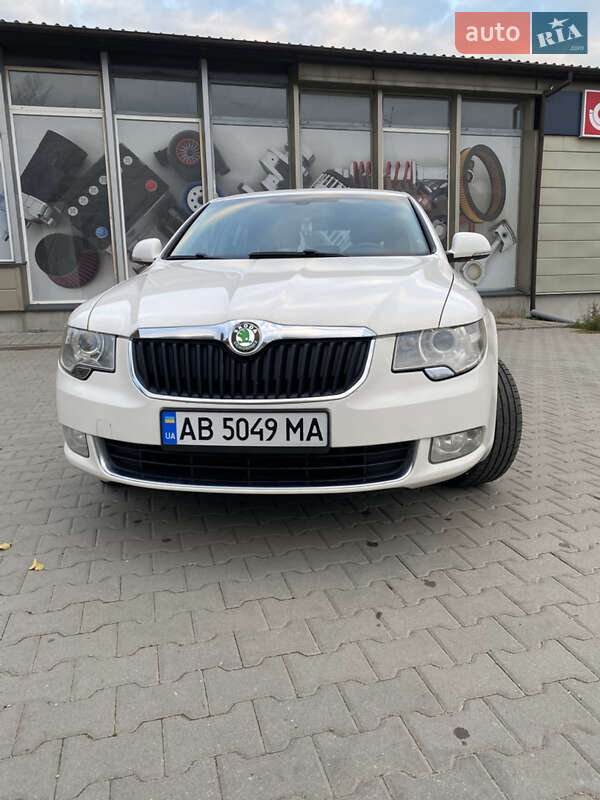 Лифтбек Skoda Superb 2012 в Виннице