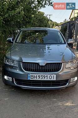 Ліфтбек Skoda Superb 2011 в Одесі