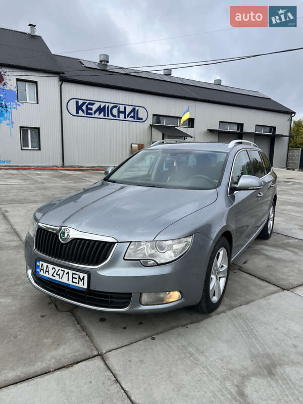 Универсал Skoda Superb 2010 в Белой Церкви