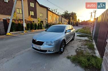 Лифтбек Skoda Superb 2011 в Киеве