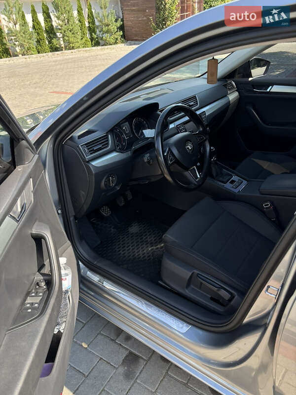 Ліфтбек Skoda Superb 2016 в Золочеві фото 13 Ліфтбек Skoda Superb 2016 в Золочеві