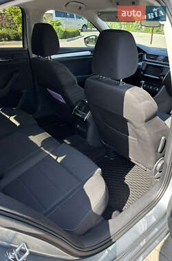 Лифтбек Skoda Superb 2016 в 