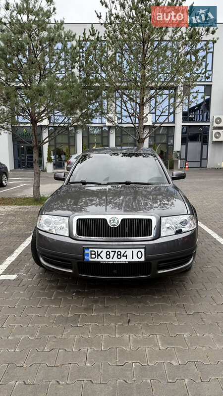 Лифтбек Skoda Superb 2002 в Ровно фото 4 Лифтбек Skoda Superb 2002 в Ровно