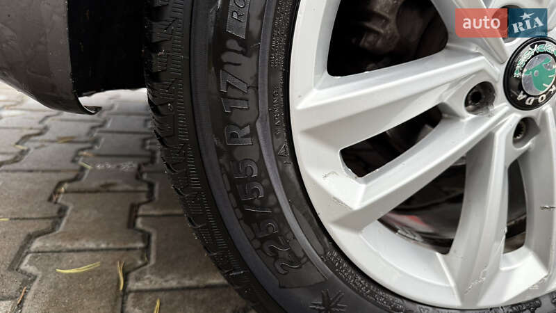 Лифтбек Skoda Superb 2002 в Ровно фото 15 Лифтбек Skoda Superb 2002 в Ровно