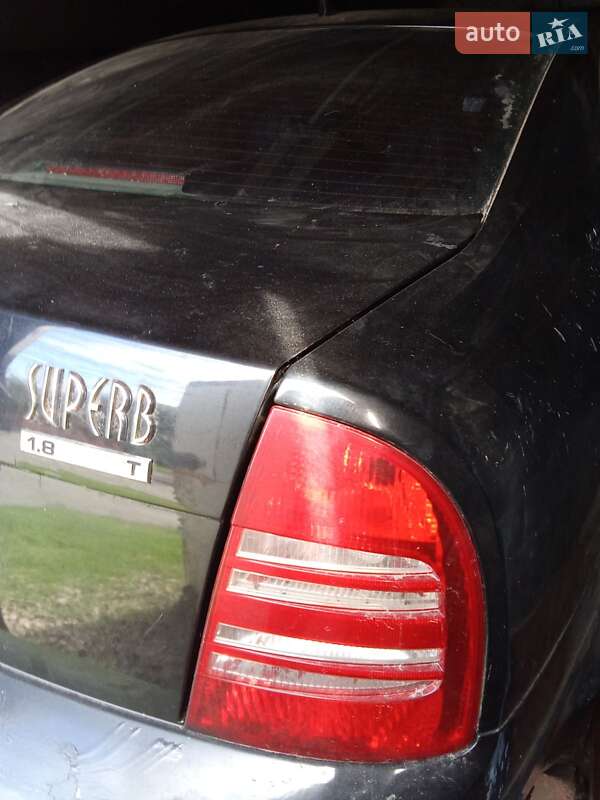 Skoda Superb 2003