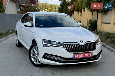 Ліфтбек Skoda Superb 2020 в Ужгороді