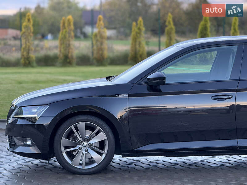 Ліфтбек Skoda Superb 2017 в Луцьку